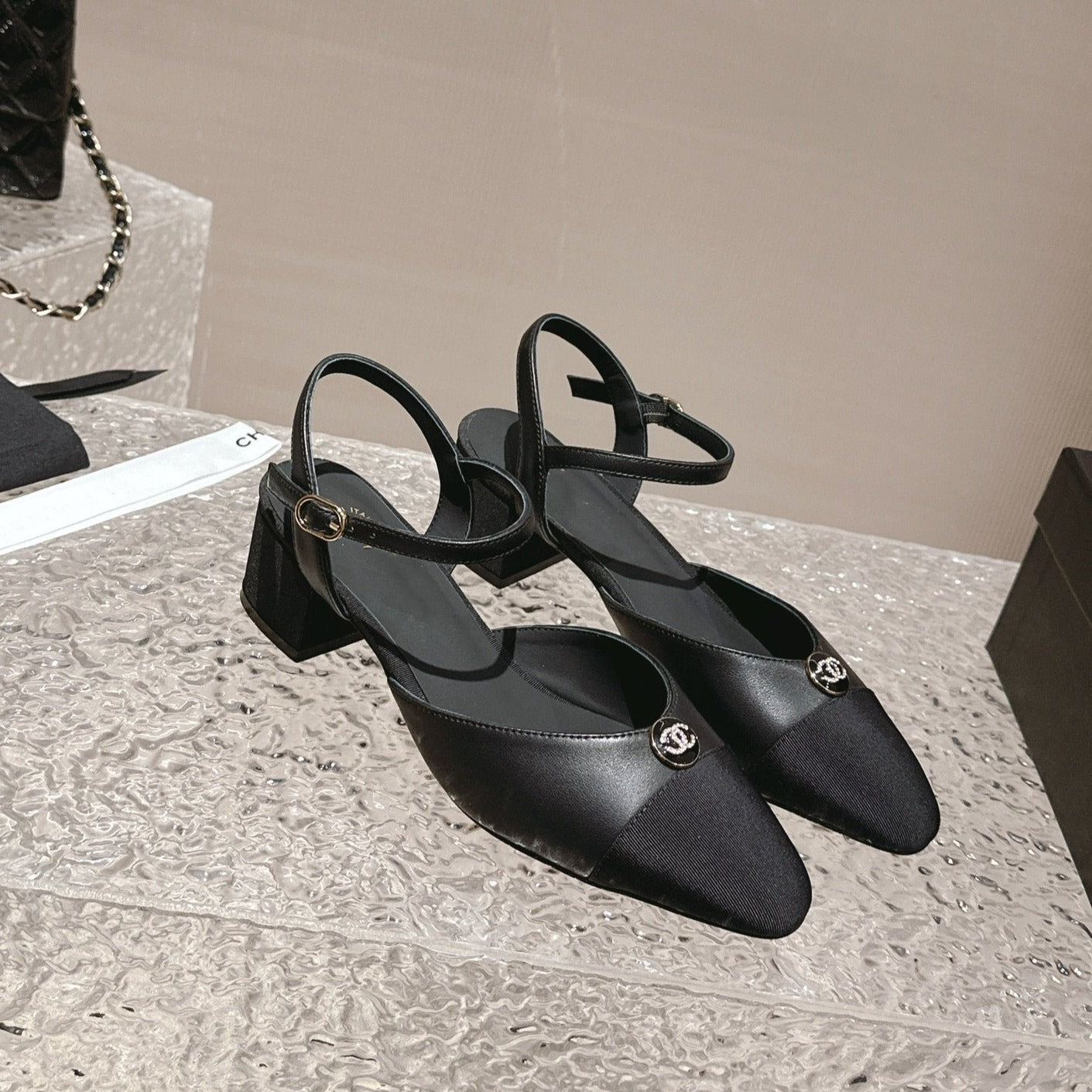 zCHANE.L Slingbacks 45 Black Lambskin Grosgrain