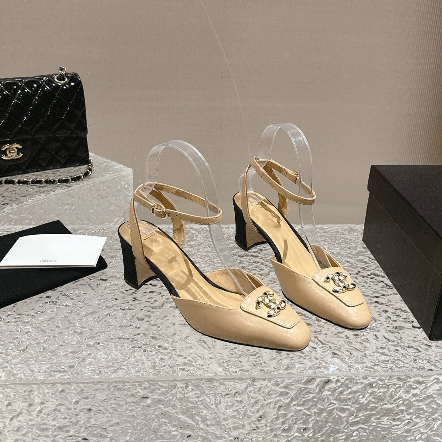 zCHANE.L Slingbacks 60 Beige Black Lambskin Cc Logo