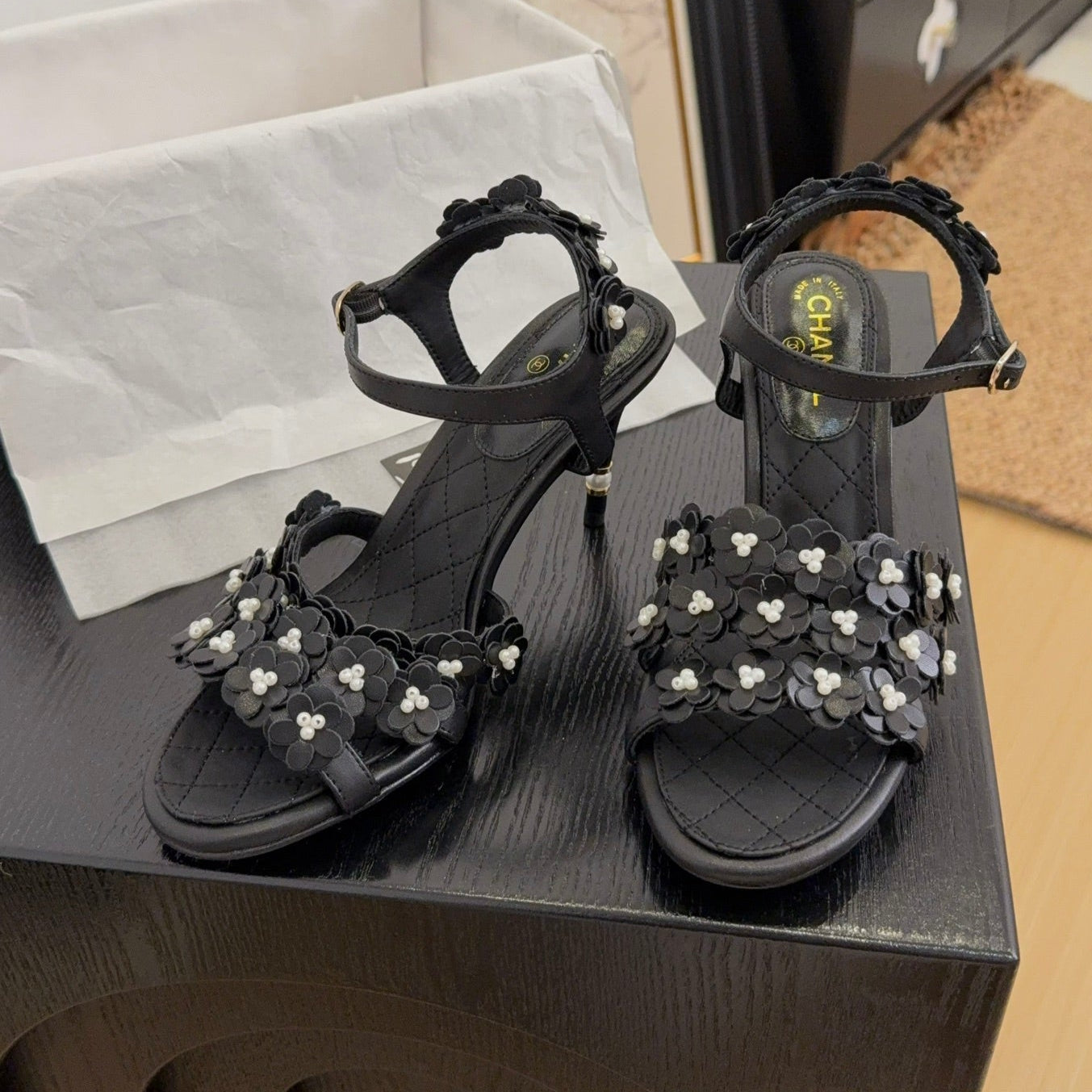 zCHANE.L Cc 25 Pearl Slingback Black Sheepskin 252291