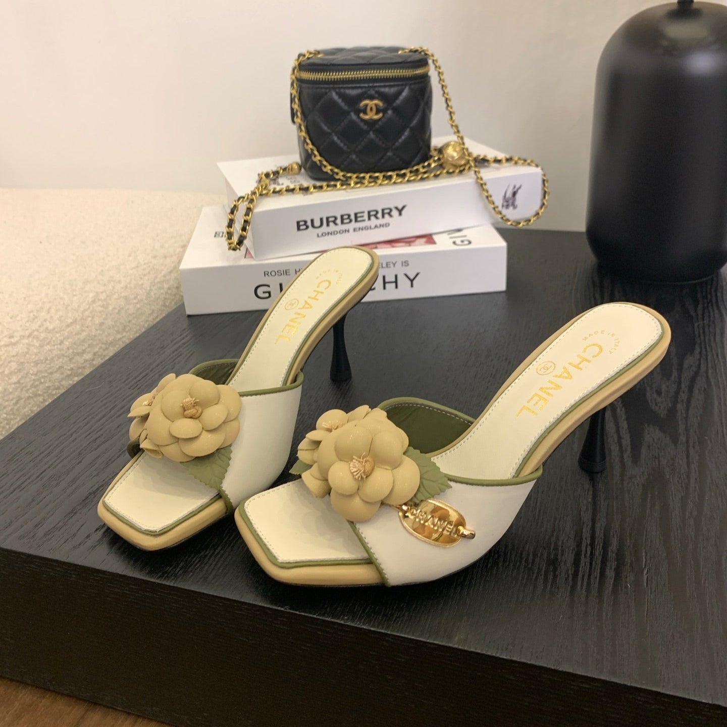 zCHANE.L 25 Mules Green White Lambskin 288772