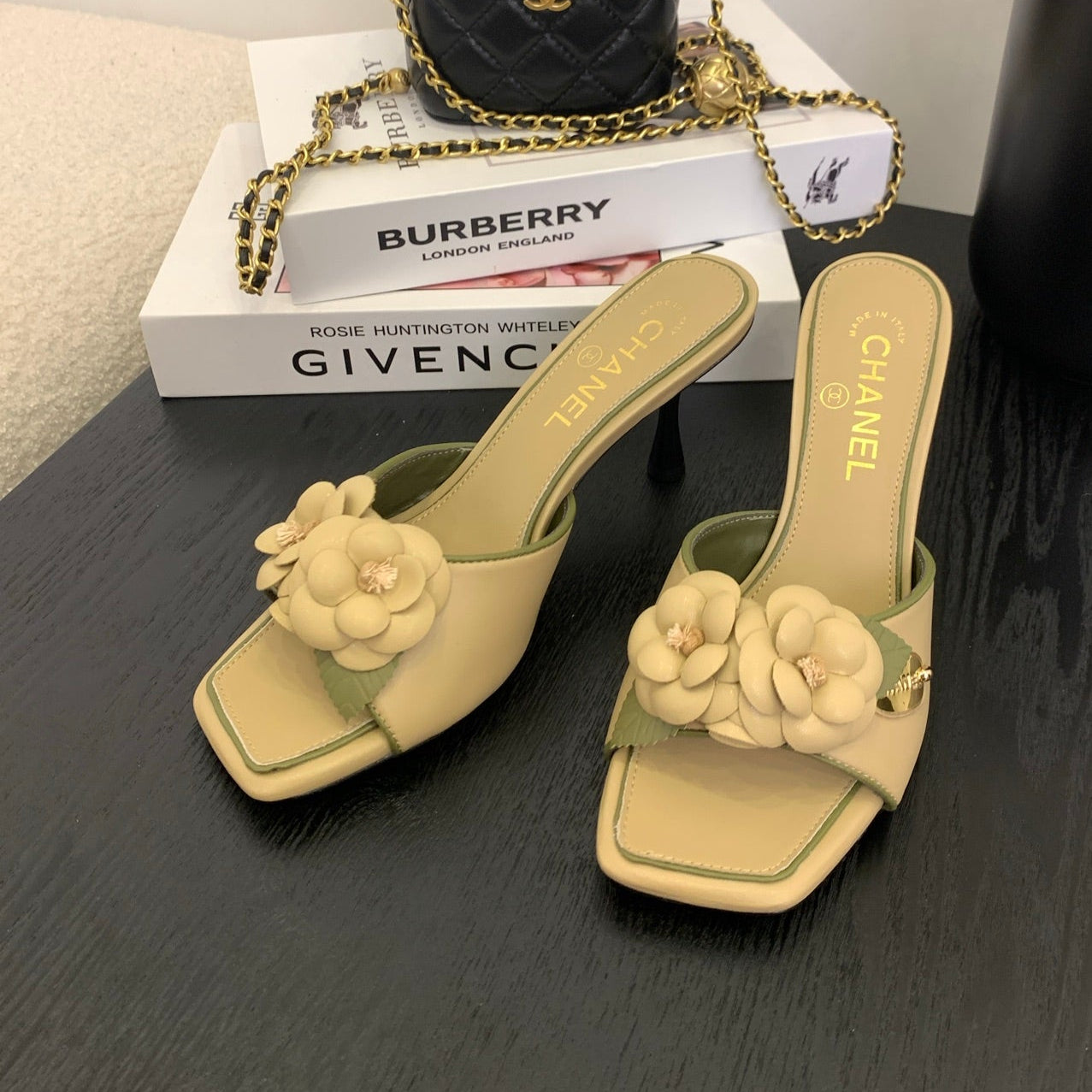 zCHANE.L 25 Mules Green Beige Lambskin 288774