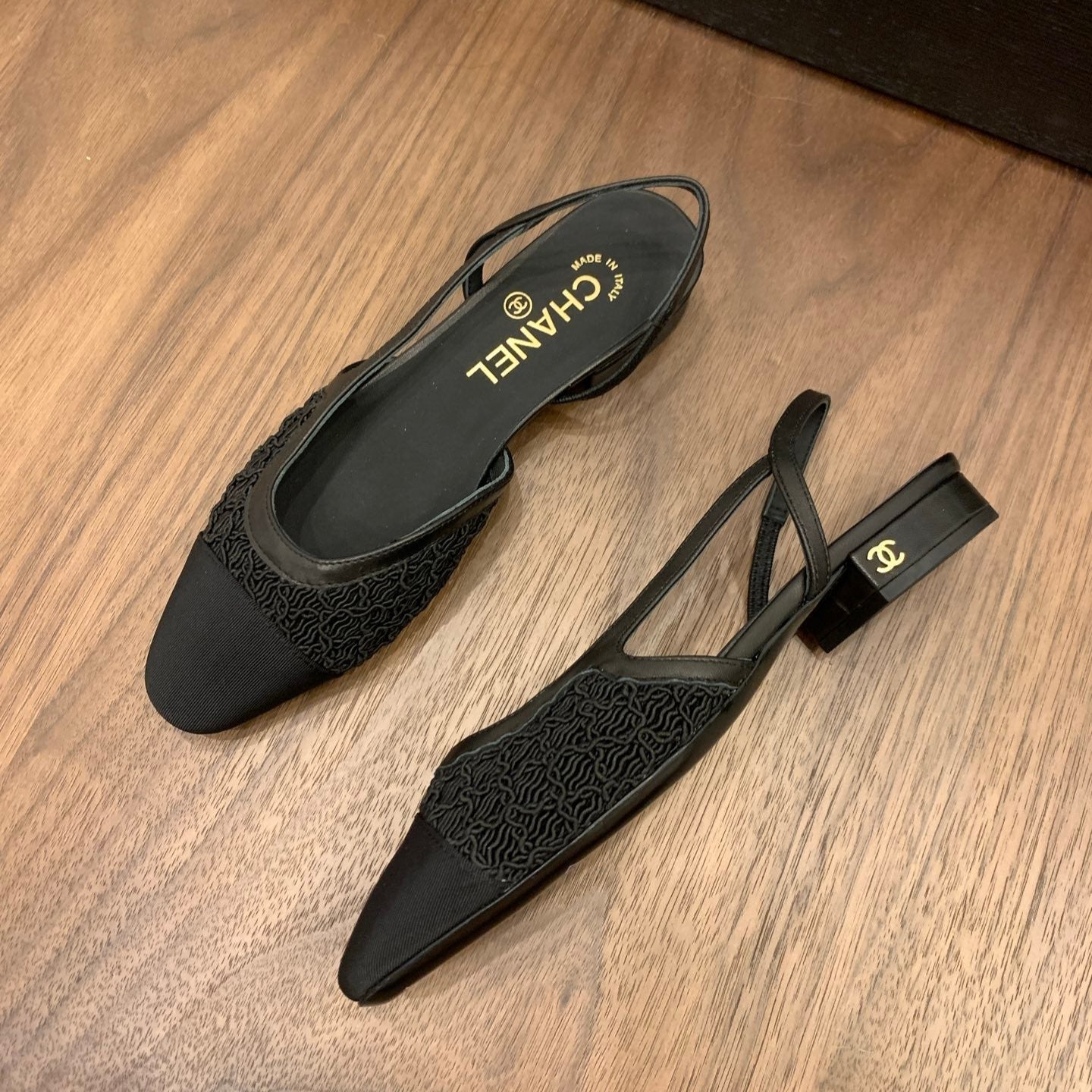 zCHANE.L Cc 25 Slingback Flat Black Fabric Grosgrain