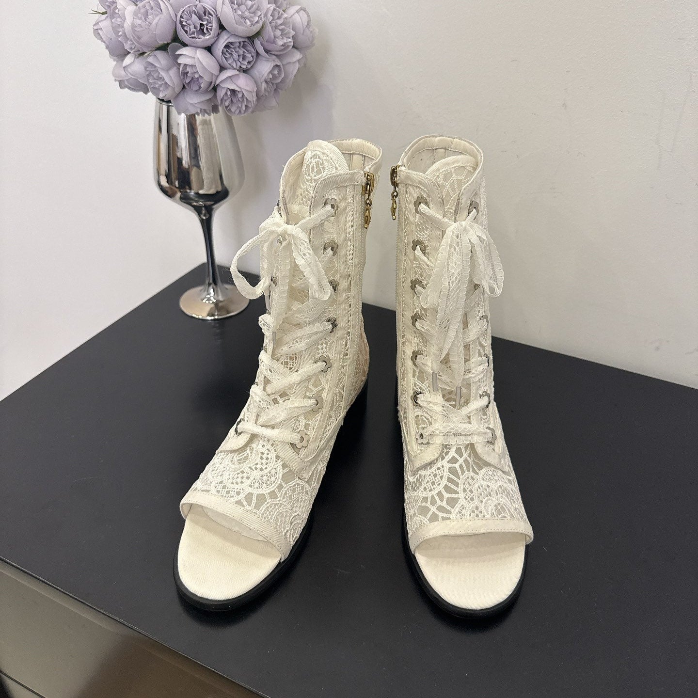 zCHANE.L Cc 25 Short Boot White Mesh 354921
