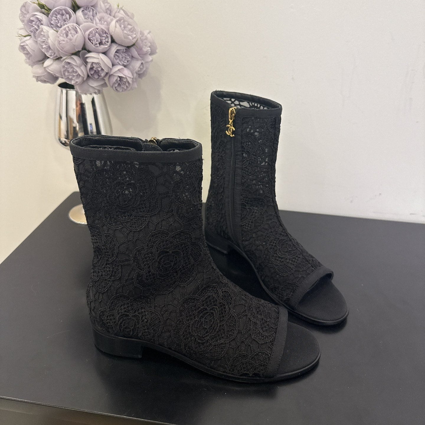 zCHANE.L Cc 25 Short Boot Black Mesh 354926