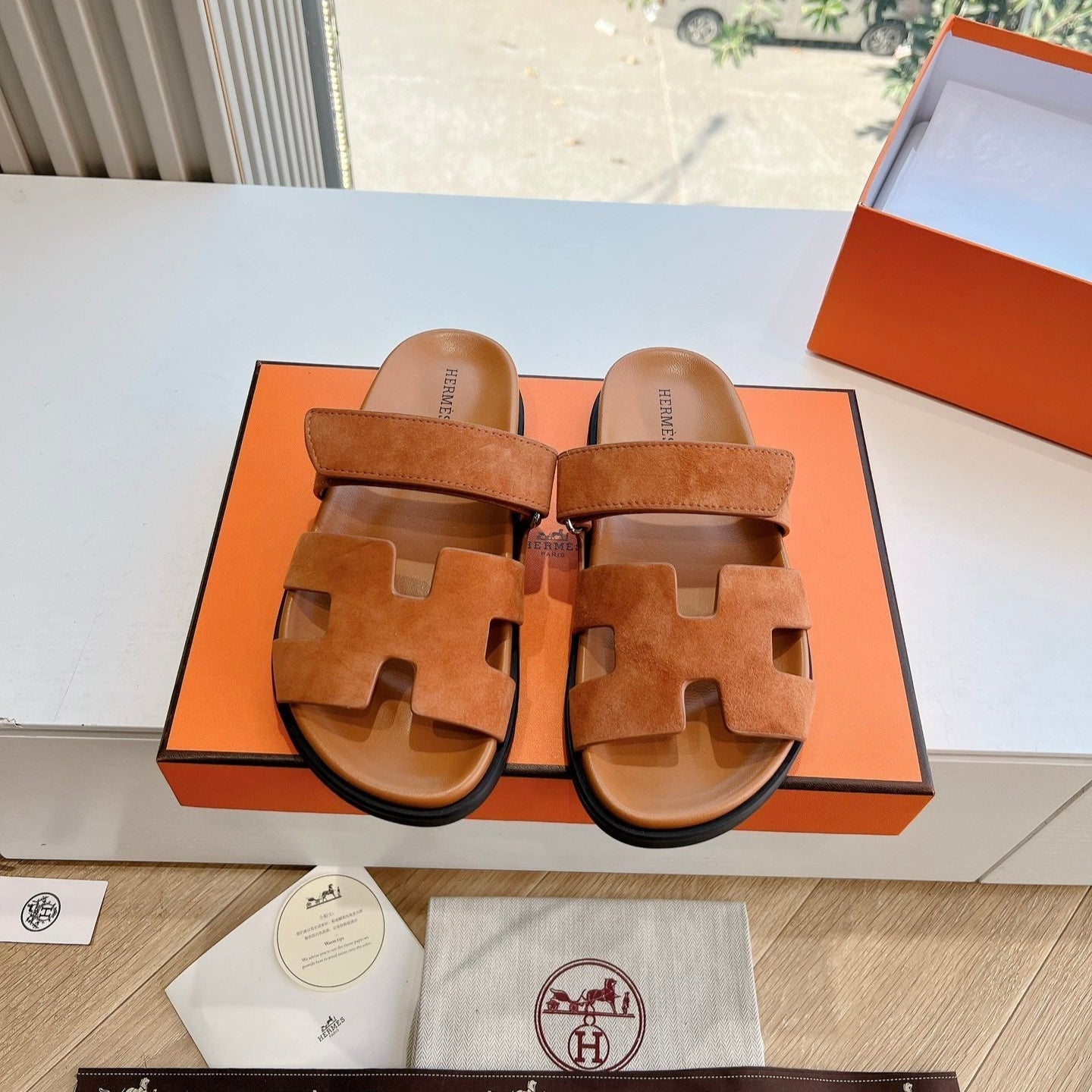 zHERME.S Chypre Sandal Caramel Brown Suede 202810