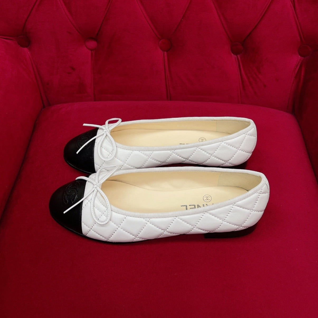 zCHANE.L Ballet Flat Black White Quilted Lambskin