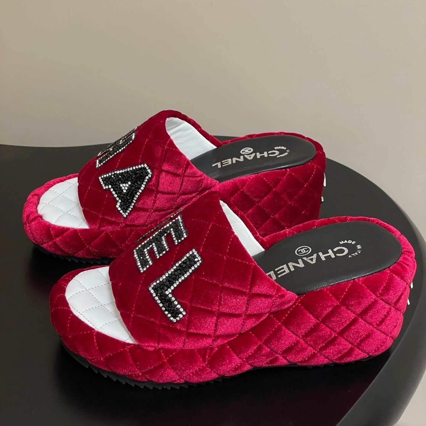 zCHANE.L 25 Platform Slippers Red Velvet Sheepskin 334238
