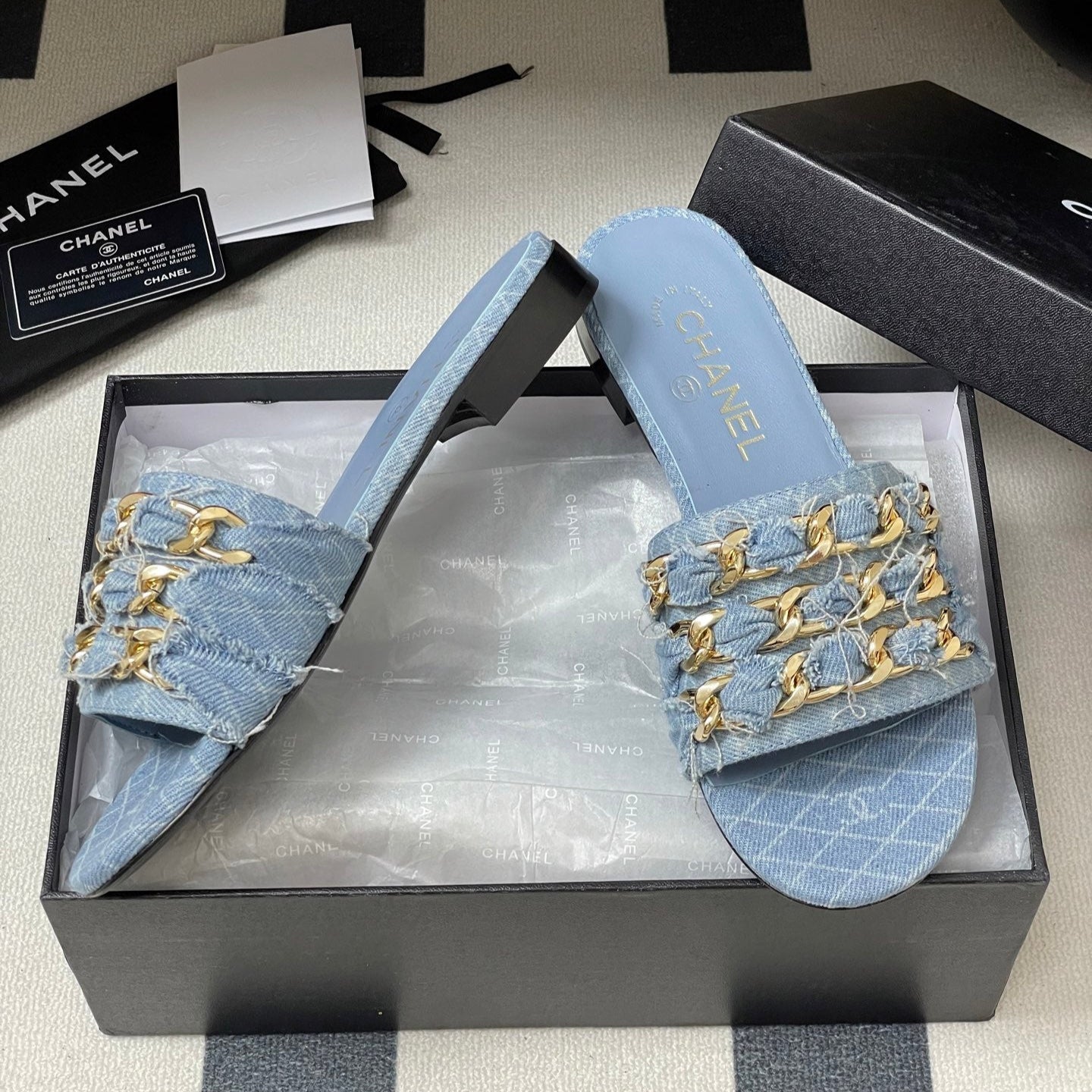 zCHANE.L 25 Flats Slippers Blue Sheepskin 364722