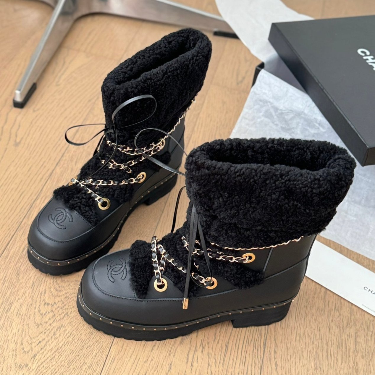 zCHANE.L Cc Chunky Skateboarding Boots In Black Smooth Fleece And Calfskin