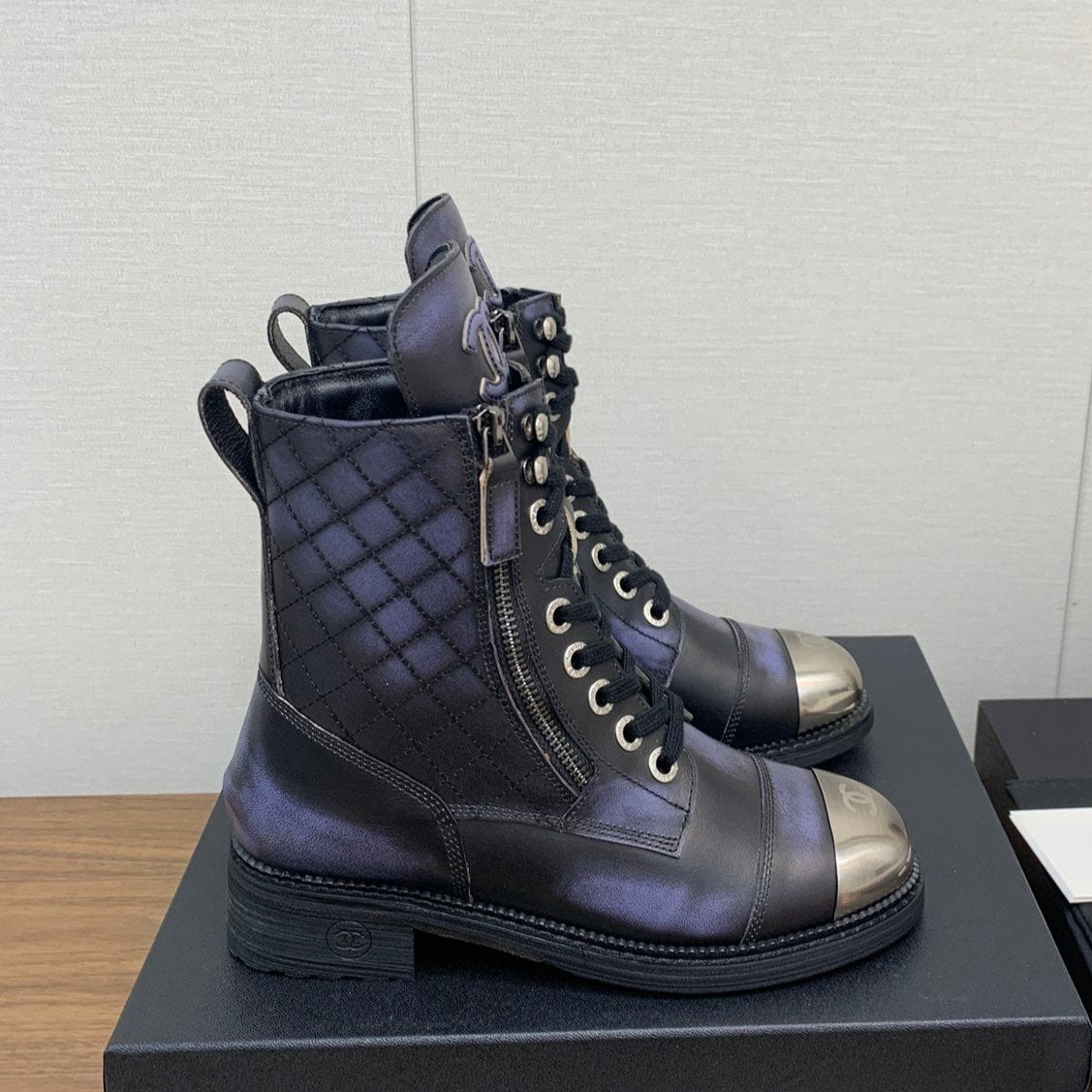 zCHANE.L Cc Short Boots Purple Black Yellow Cowhide