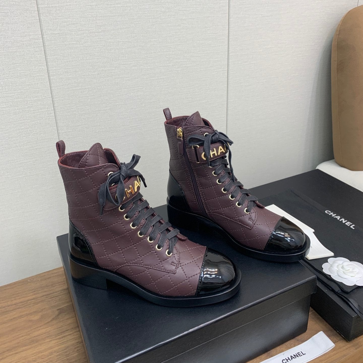 zCHANE.L Cc Short Boots Red Brown Cowhide