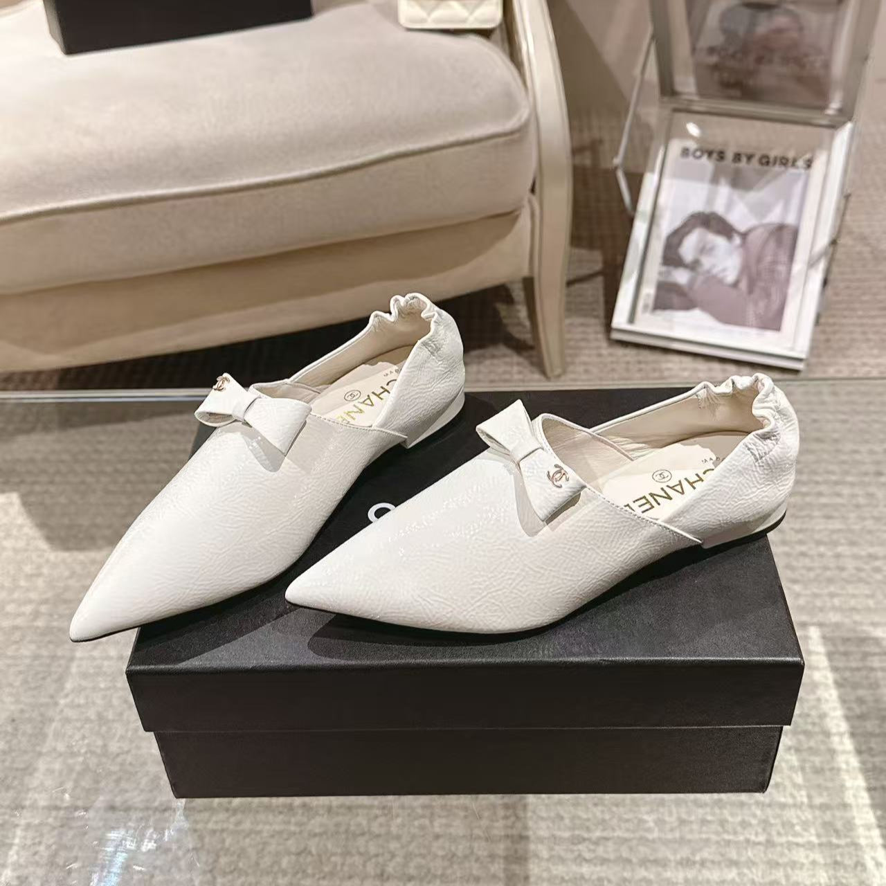 zCHANE.L 25 Half-Mule Loafers White Sheepskin 363728
