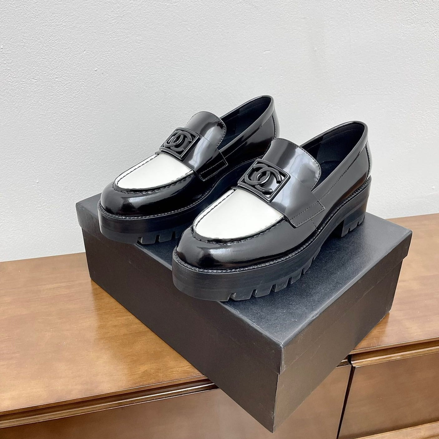 zCHANE.L Loafer Black Mix White Calfskin