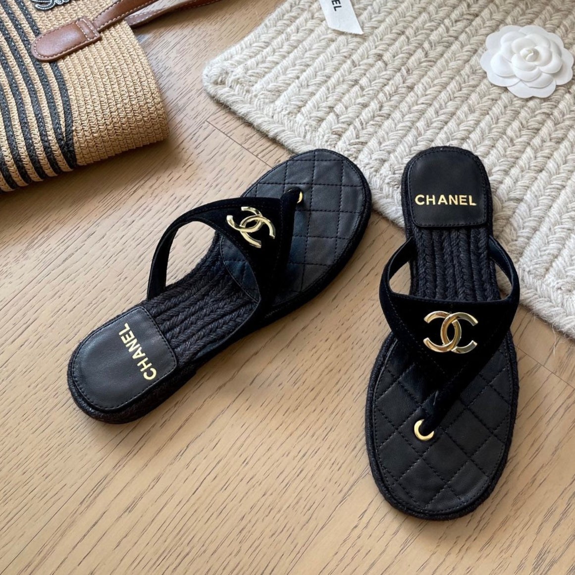 zCHANE.L 25 Flip Flop Sandals Black Suede Calfskin Espadrilles