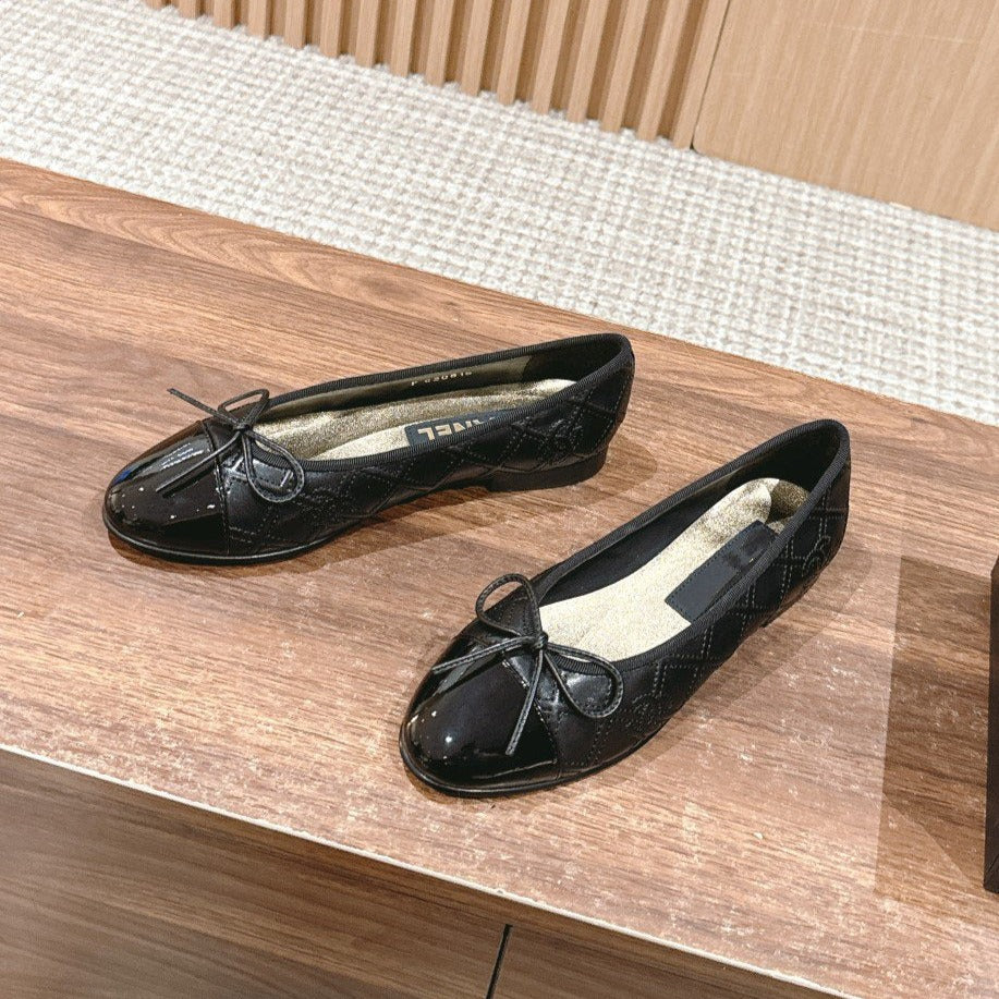 zCHANE.L Ballet Flat Black Quilted Lambskin Patent Calfkin Toe