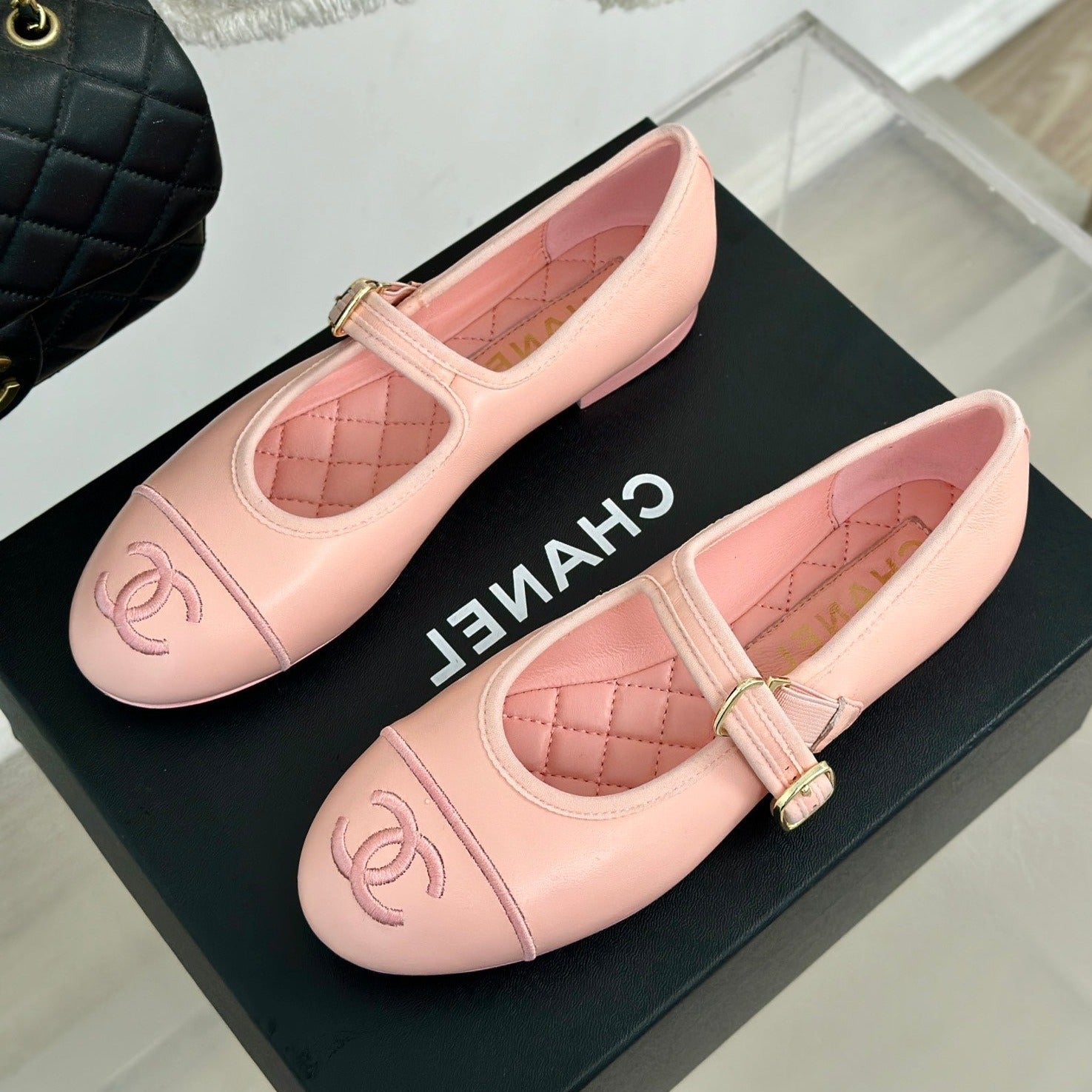 zCHANE.L Cc Mary Jane Pink Quilted Calfskin