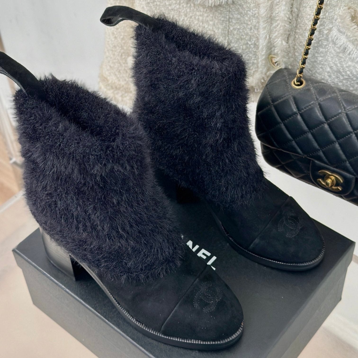 zCHANE.L Cc Short Boots 60Mm Black Suede And Wool Yarn