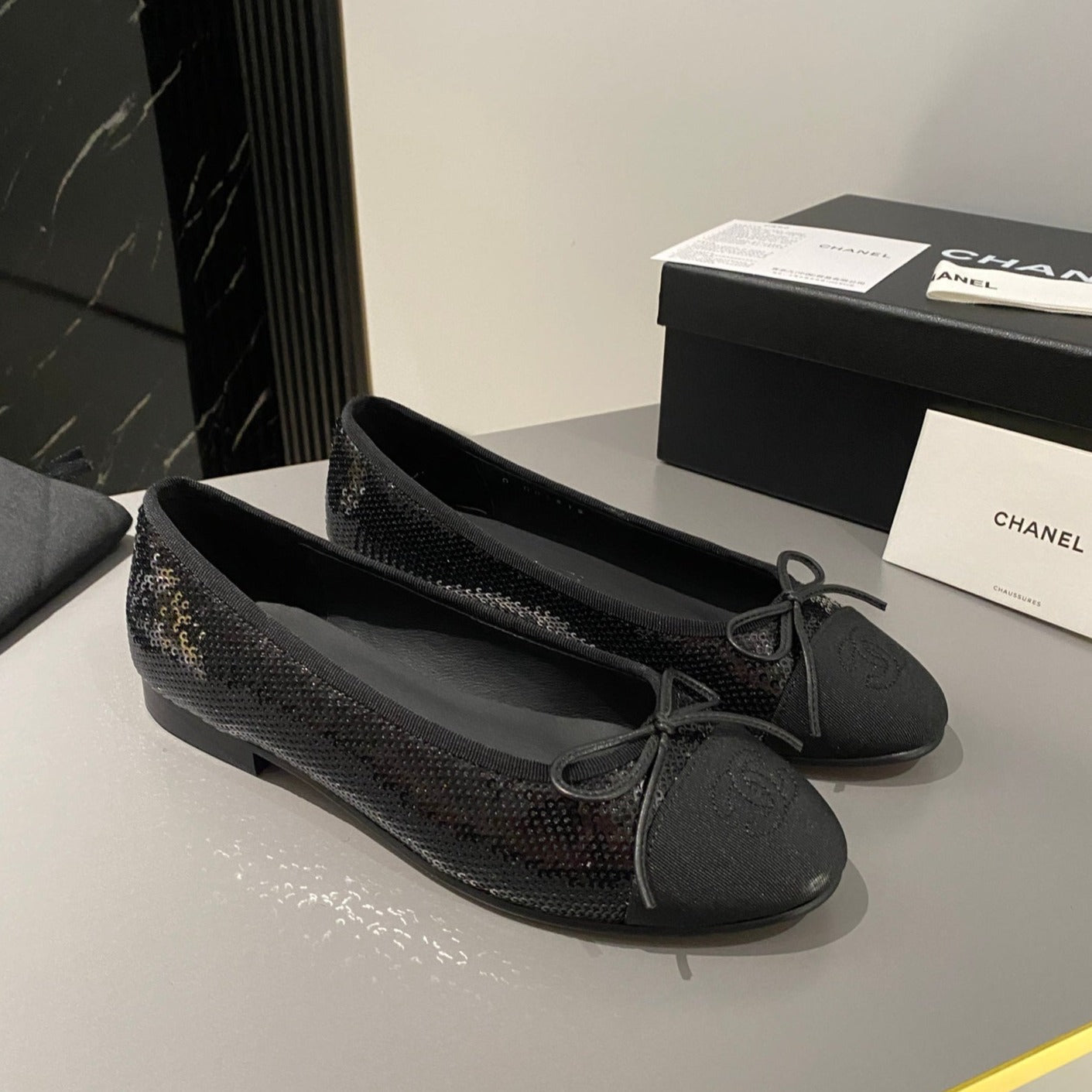 zCHANE.L Ballet Flat Black Glitter Sequins Grosgrain