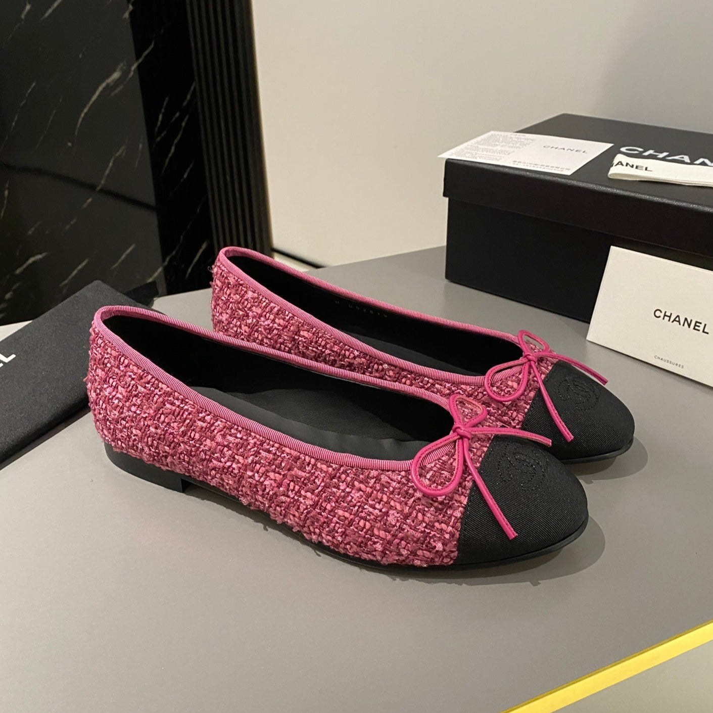 zCHANE.L Ballet Flat Red Tweed Black Grosgrain