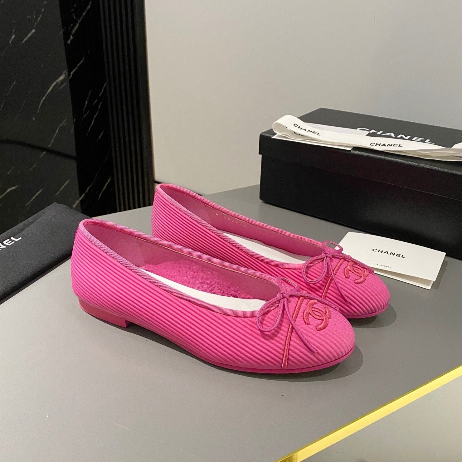 zCHANE.L Ballet Flat Dark Pink Embroidered Fabric