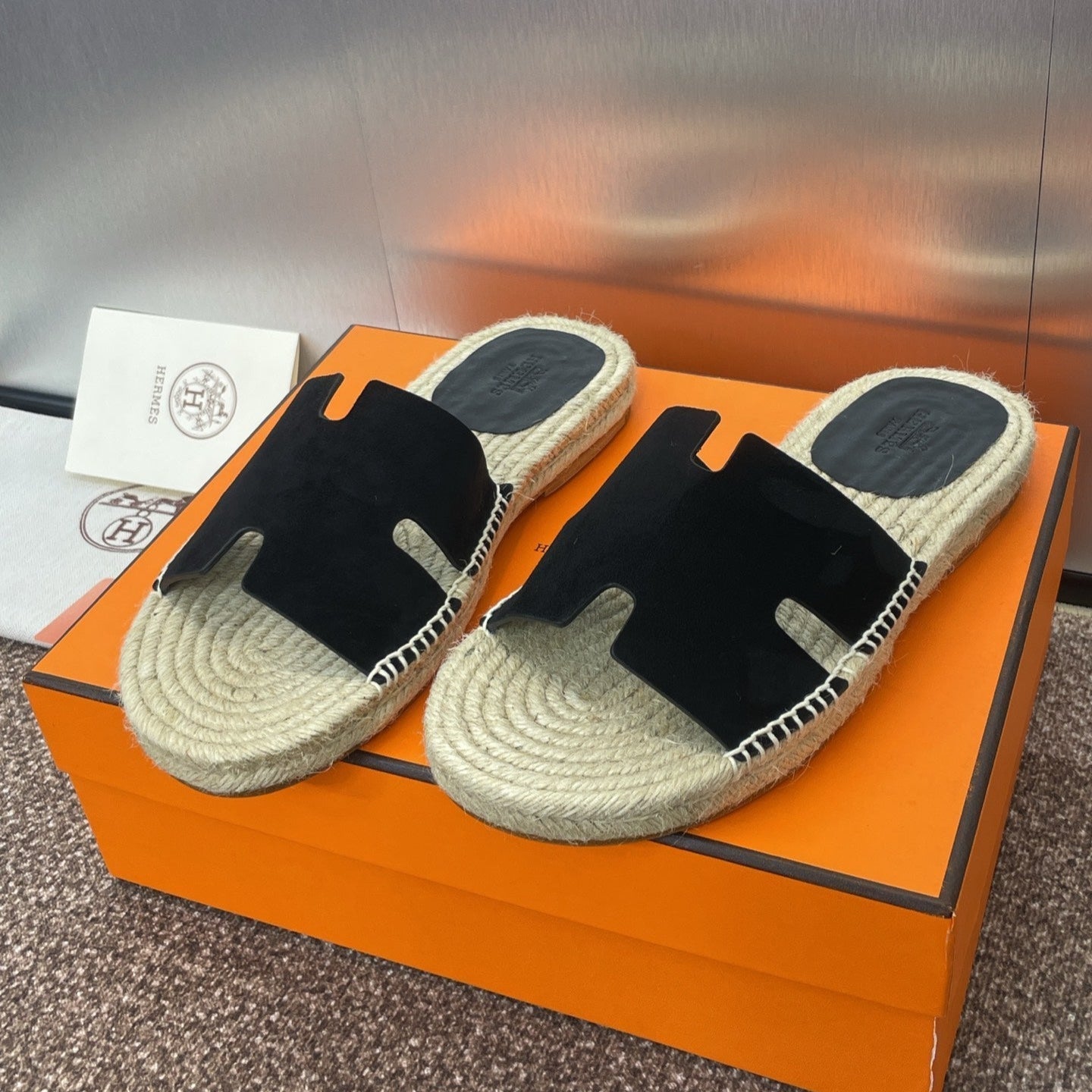 zHERME.S 25 Antigua Espadrilles Black Suede