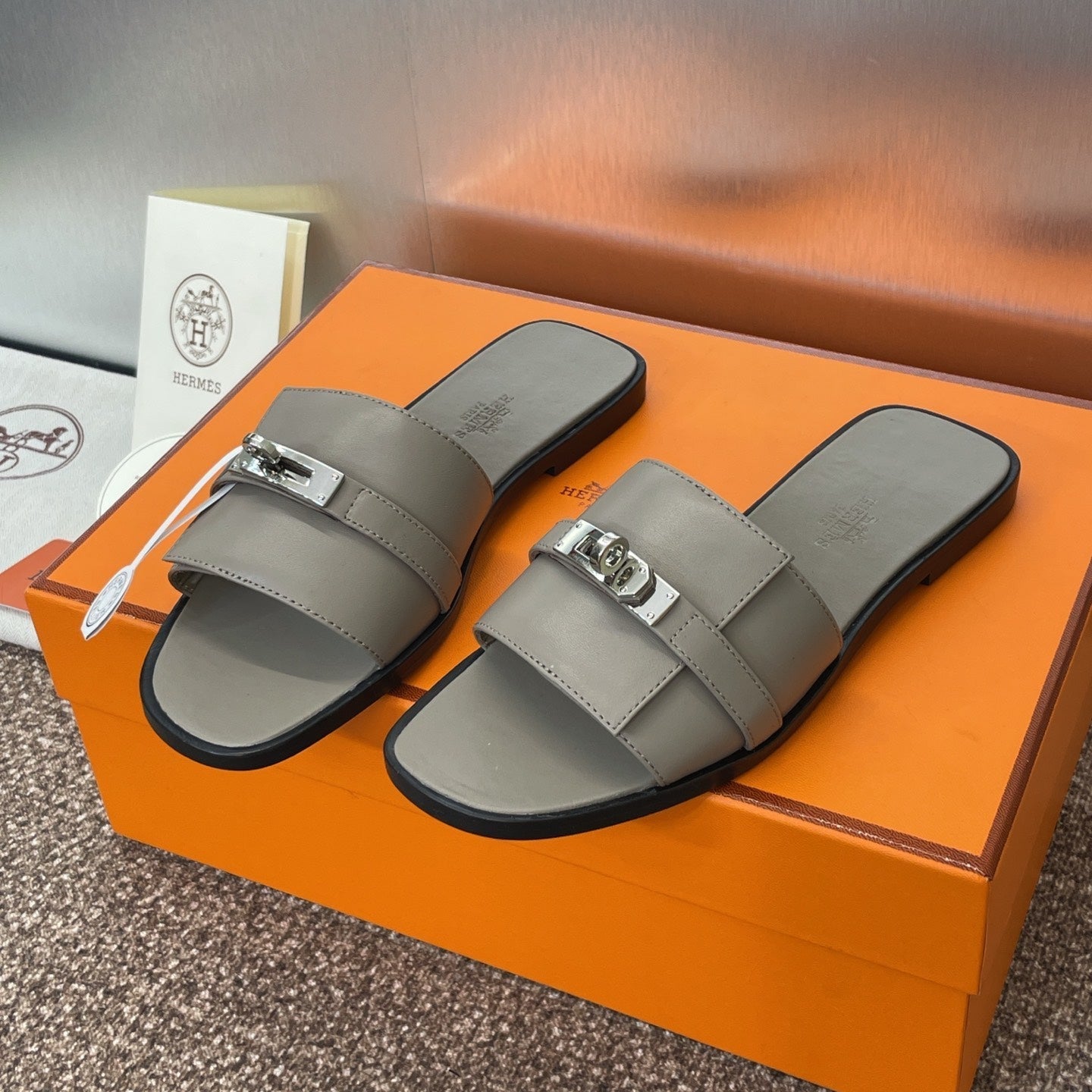 zHERME.S Giulia Slide Grey Sheepskin 320021