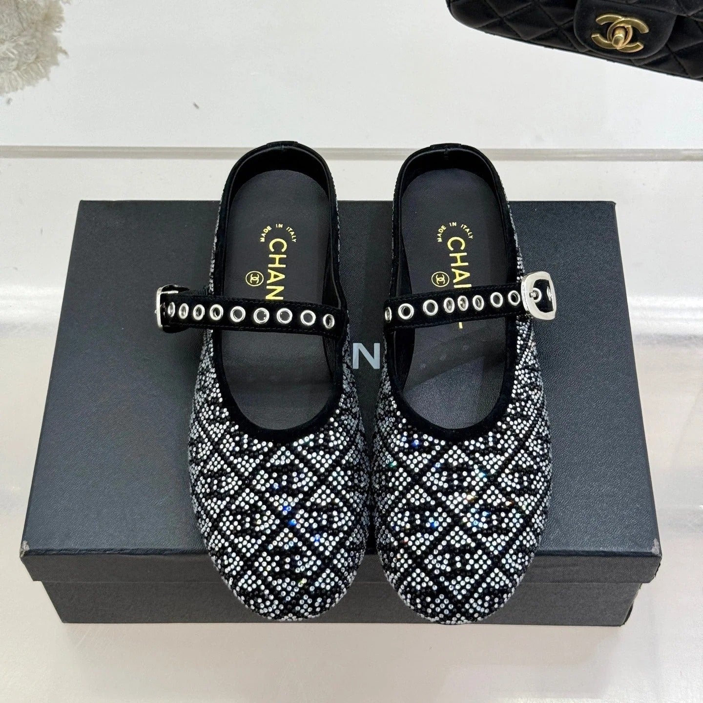 zCHANE.L Flat Mules 25Ss In Back Embellished With Rhinestones