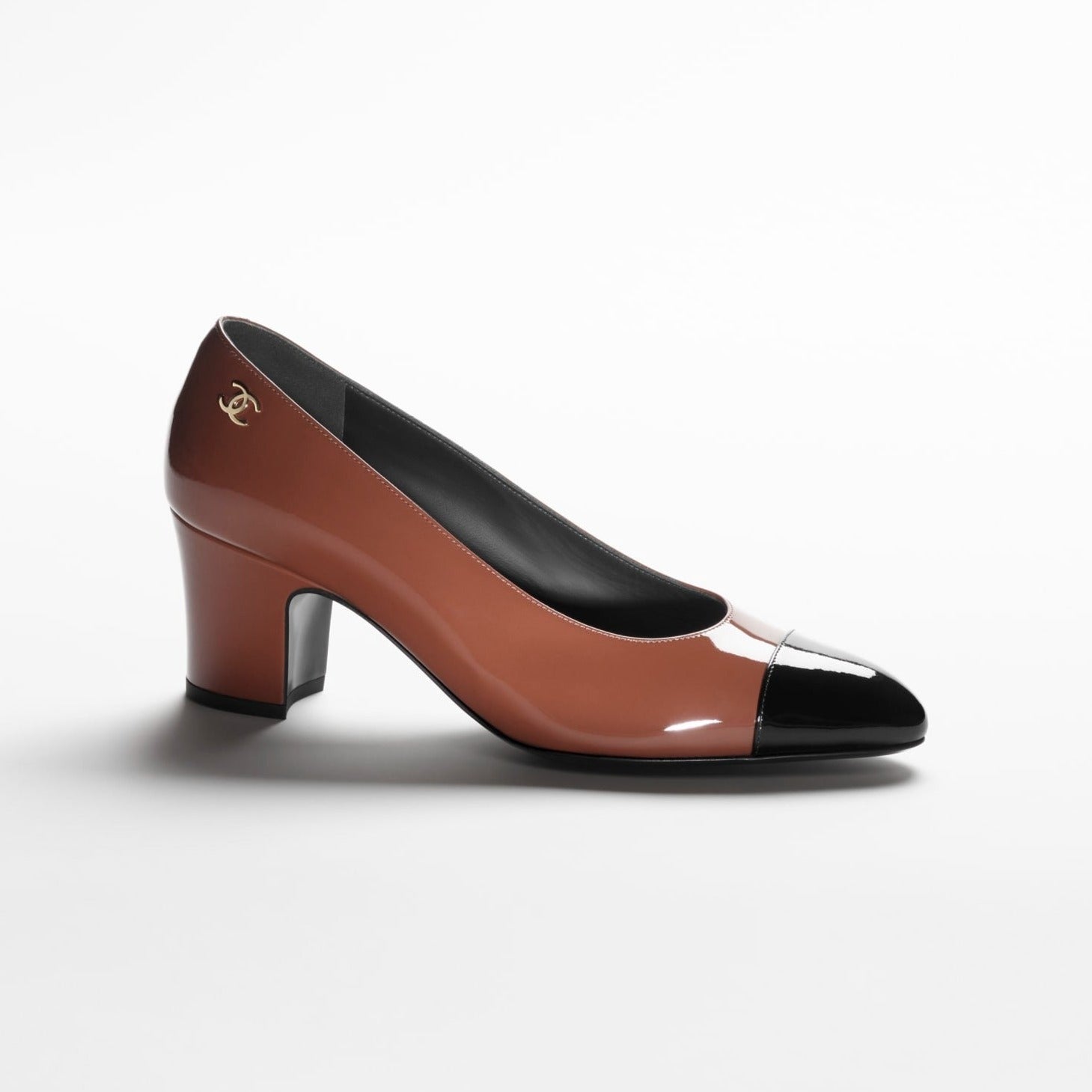 zCHANE.L Pumps Light Brown Black Patent Calfskin