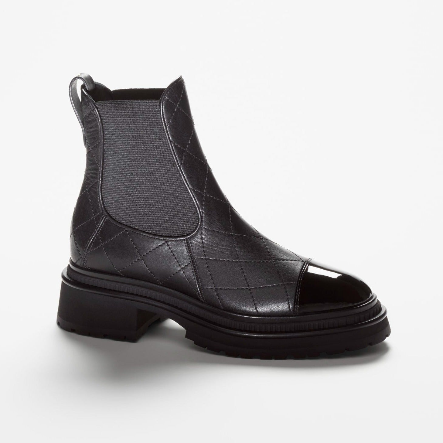 zCHANE.L Short Boots Black Calfskin